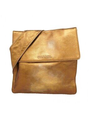 Chanel Shoulder Bag Lambskin Blanc Gold